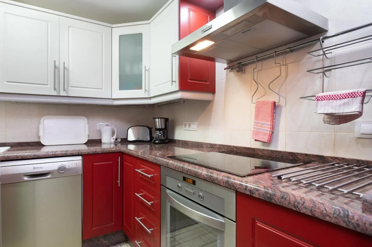 Exclusive Penthouse Playa Las Vistas 4 Close To The Sea And Beach, Aircondition For A Fee, Wifi, Terrace, Heated Pool Playa de las Américas 0*,  Spanien