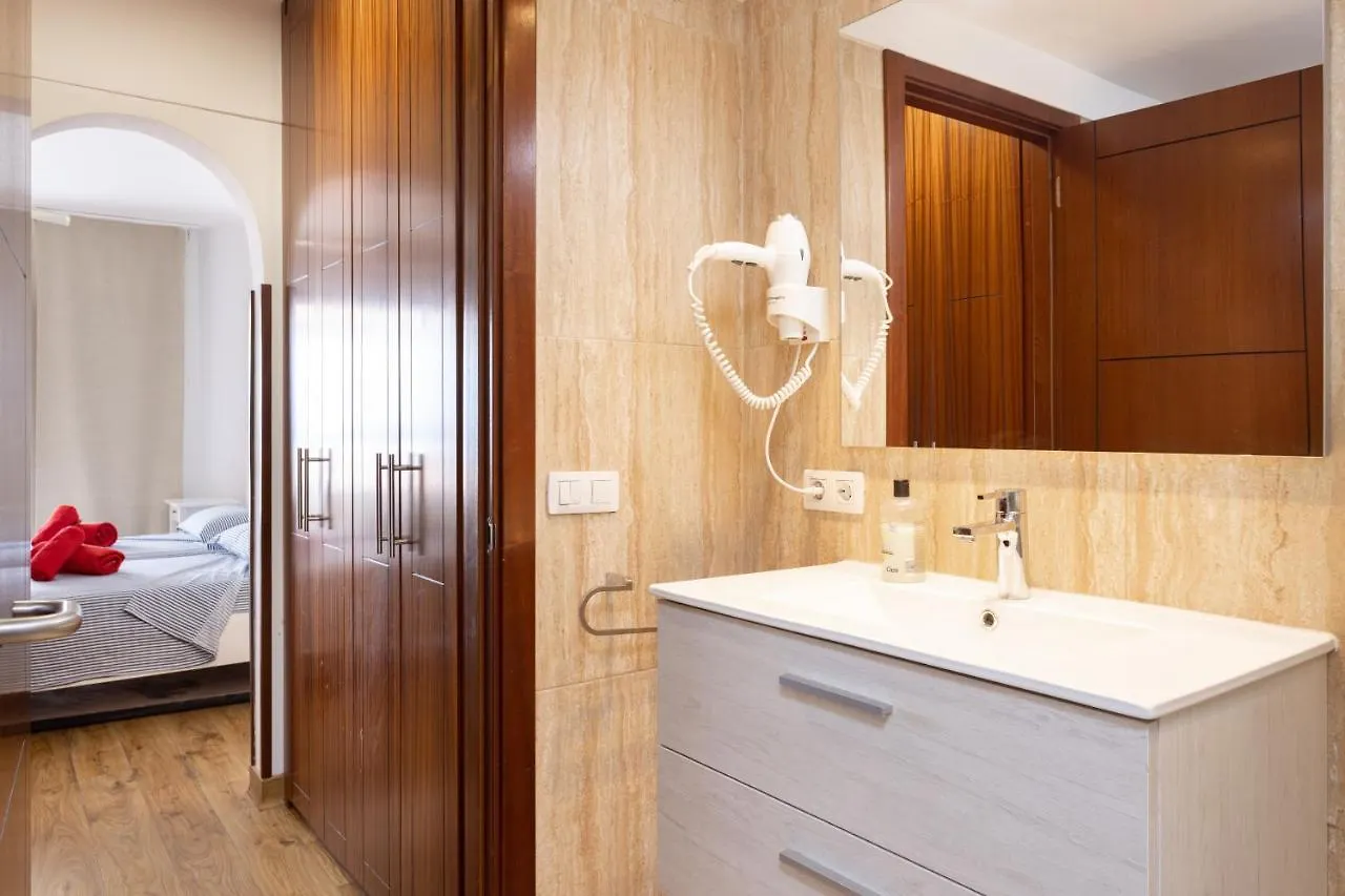 Exclusive Penthouse Playa Las Vistas 4 Close To The Sea And Beach, Aircondition For A Fee, Wifi, Terrace, Heated Pool Playa de las Américas 0*,