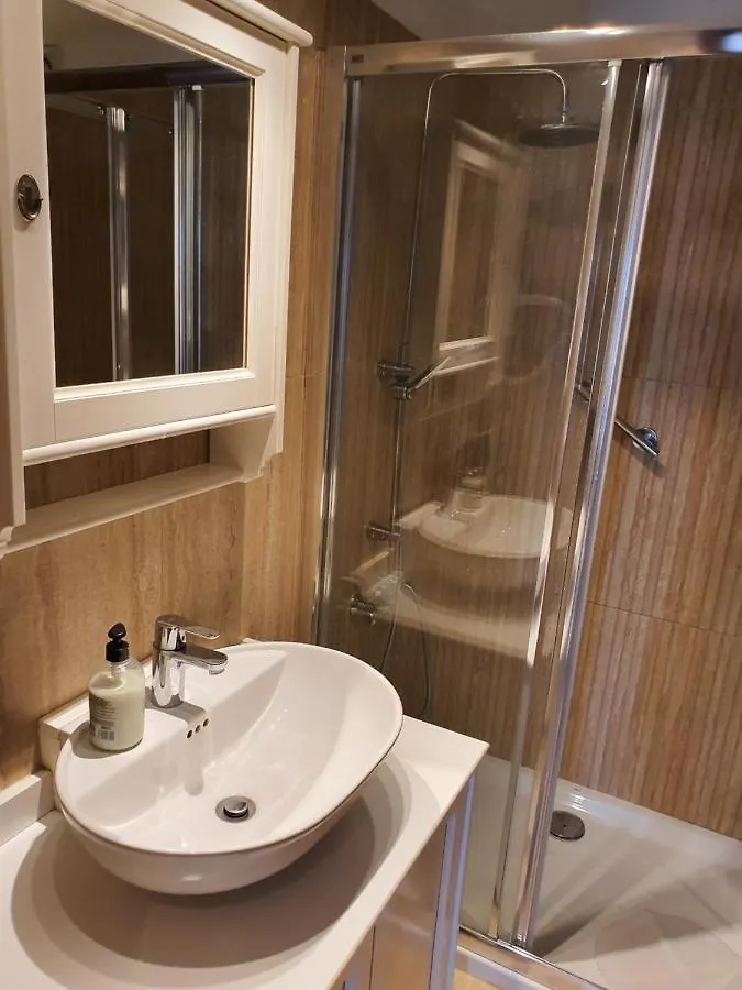 Exclusive Penthouse Playa Las Vistas 4 Close To The Sea And Beach, Aircondition For A Fee, Wifi, Terrace, Heated Pool Playa de las Américas