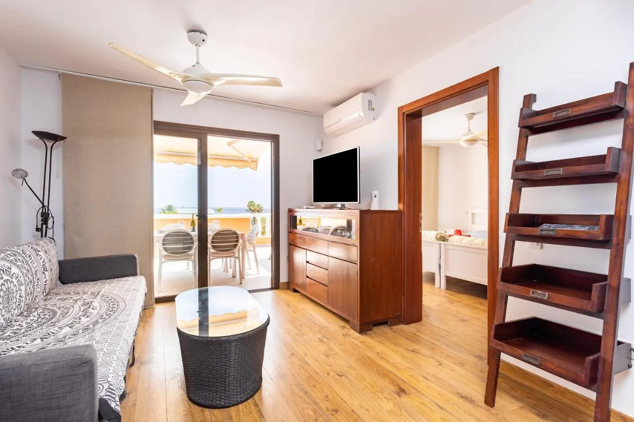 Exclusive Penthouse Playa Las Vistas 4 Close To The Sea And Beach, Aircondition For A Fee, Wifi, Terrace, Heated Pool Playa de las Américas Lejlighed